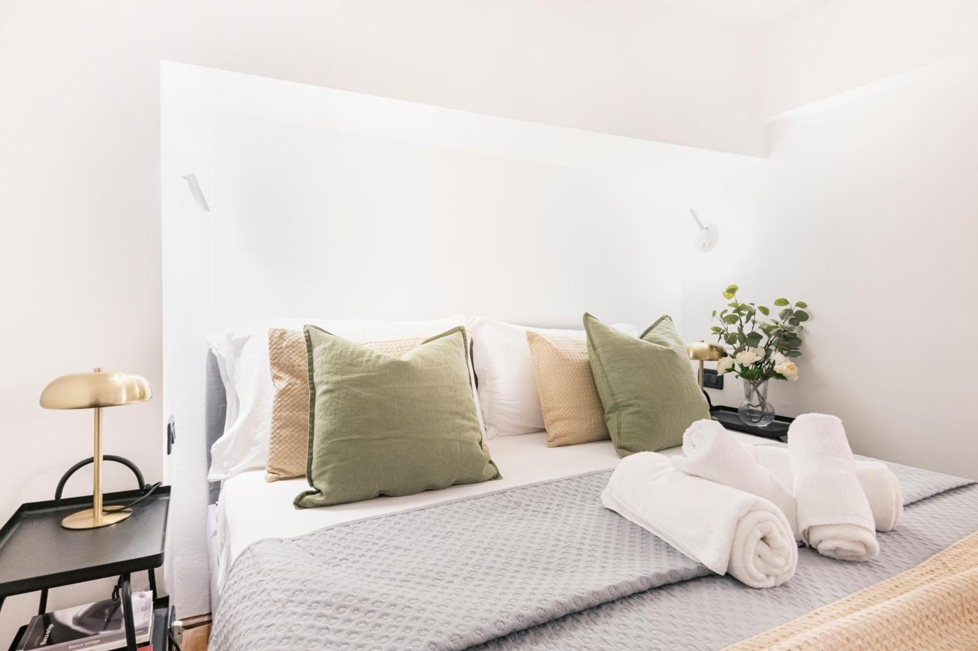 Easylife - Accogliente Monolocale In Via Torino, Posizione Perfetta Per Scoprire La Citta Apartment Milano Exterior foto